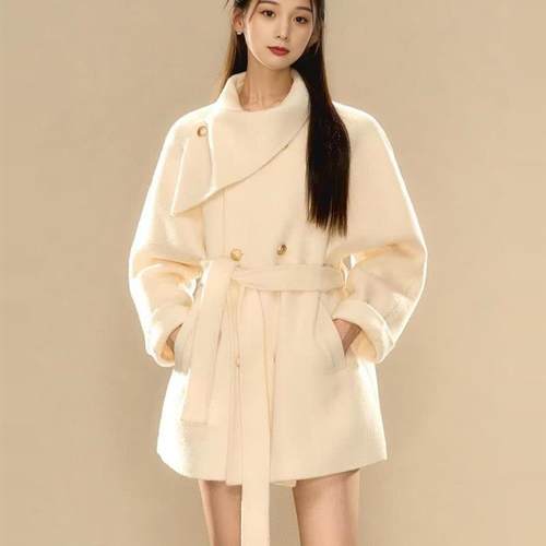 独特超好看羊毛呢外套女2025秋冬季新款设计感小个子短款呢子大衣