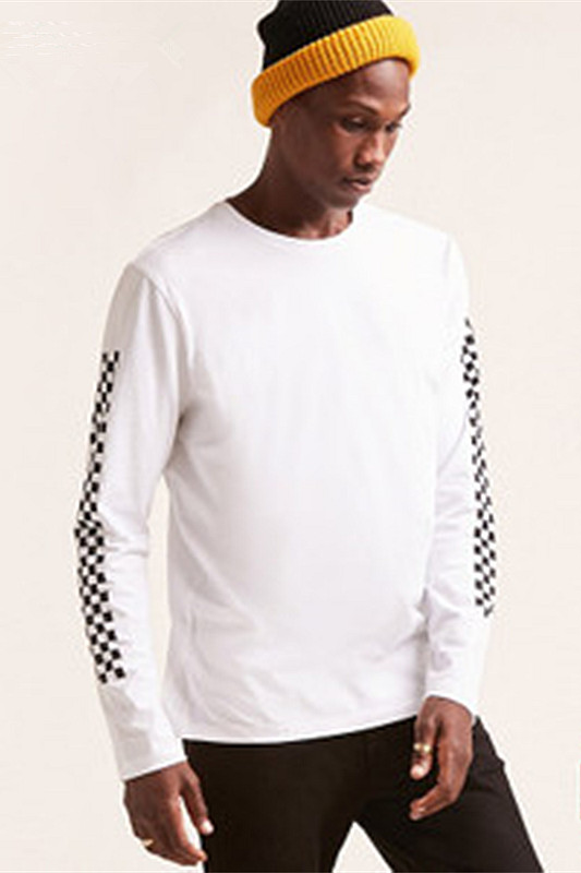 F21专柜正品休闲运动格子圆领长袖几何图案白T恤男春秋207378