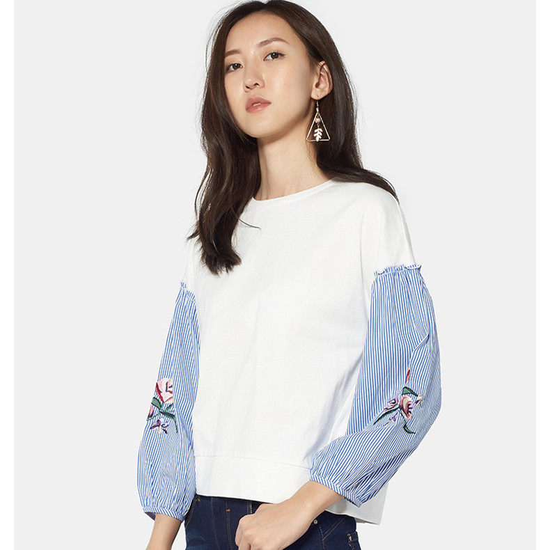 艾格伊品专柜正品拼接刺绣圆领套头设计感卫衣春女 8A0228040