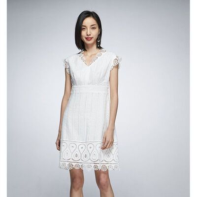 包邮艾格伊品专柜正品优雅白月光镂空夏礼服高端连衣裙 8E0122069