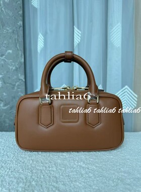 Tahlia 财阀千金！新款soft padded光面牛皮保龄球波士顿小方包