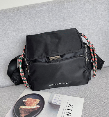 西班牙bimbaylola斜挎防水抽绳