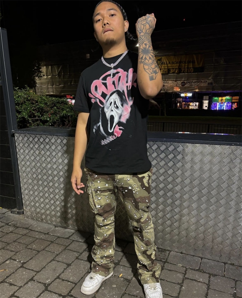 柔面料街头风格短袖T恤SYNA百搭