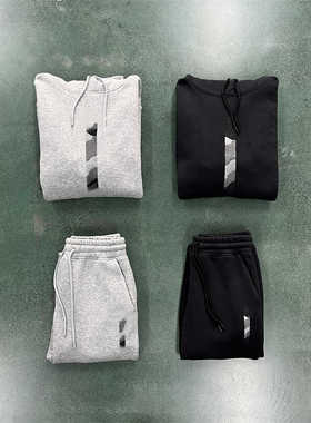 trapstar 2024秋季新款时尚领带长袖针织衫B3520