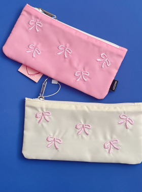 韩国Mazzzzy蝴蝶结刺绣缎面笔袋文具杂物数码化妆品收纳袋ins风