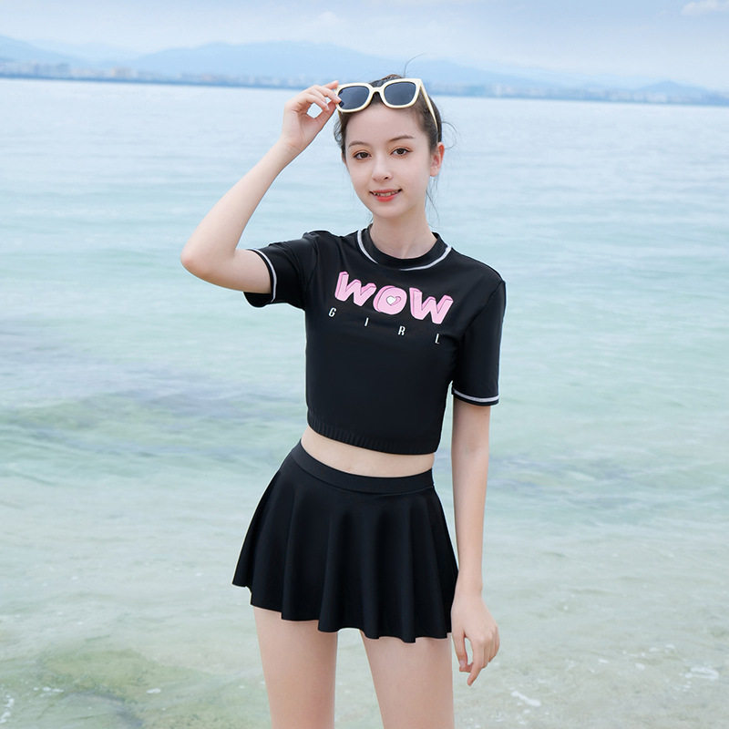 儿童泳衣女童休闲运动字母中大童学生度假裙式分体两件套儿童泳装