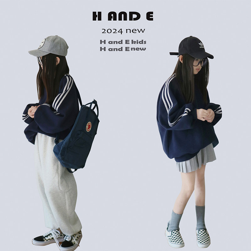 H AND E 原创童装2026秋冬季新款藏蓝色运动风加绒卫衣宽松女童装