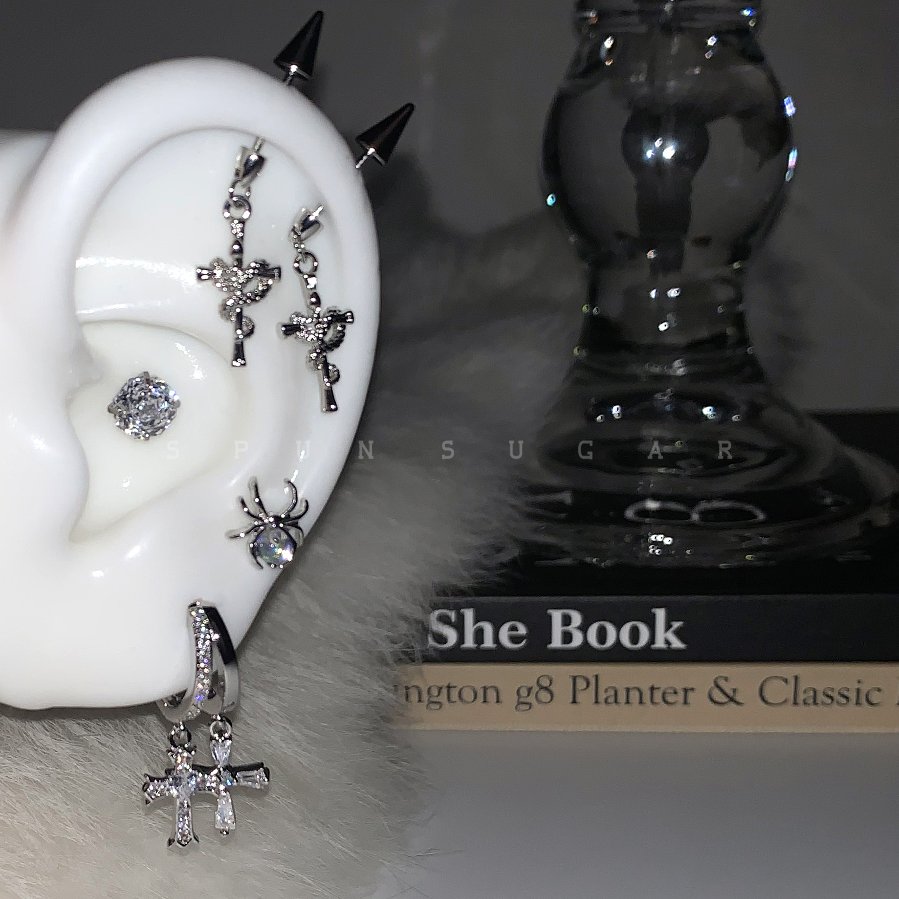 甜酷十字架小蛇恶魔钉钛钢耳钉