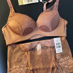 曼75A金标超聚拢上薄下厚无钢圈调整型双排扣20810893