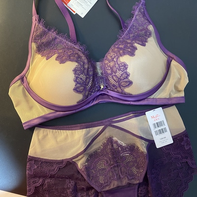 曼75A 75B 80A超强聚拢上薄下厚一体杯软钢圈一体杯20812309