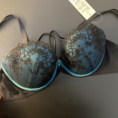 伊70B 75C立体杯薄款舒适性感美胸线软钢圈双排扣