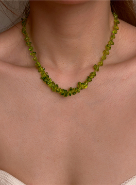 安小柏◆小众设计感多巴胺串珠白百何同款橄榄绿天然石项链手链女