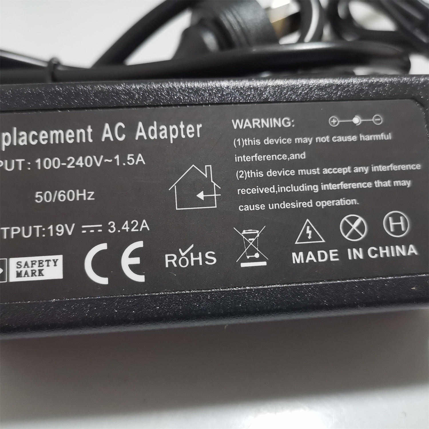 afresh昂福镭仕AF13笔记本电脑电源适配器19V3A充电器线小口3.5MM