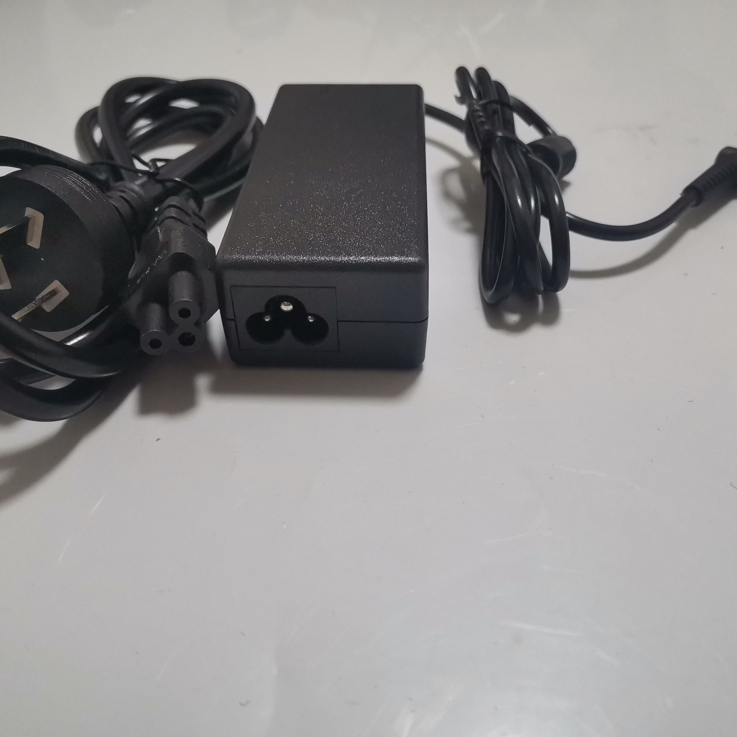 Redmi红 笔记本充电器19.5V 3.33A电源线A14-065N1A TM1802-BL