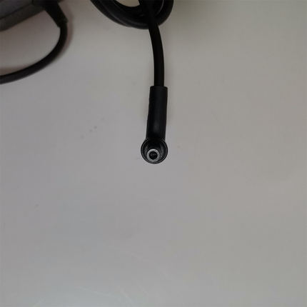 华硕笔记思聪本电源适配器x205ta E202SA充电器19V1.75A 扁口