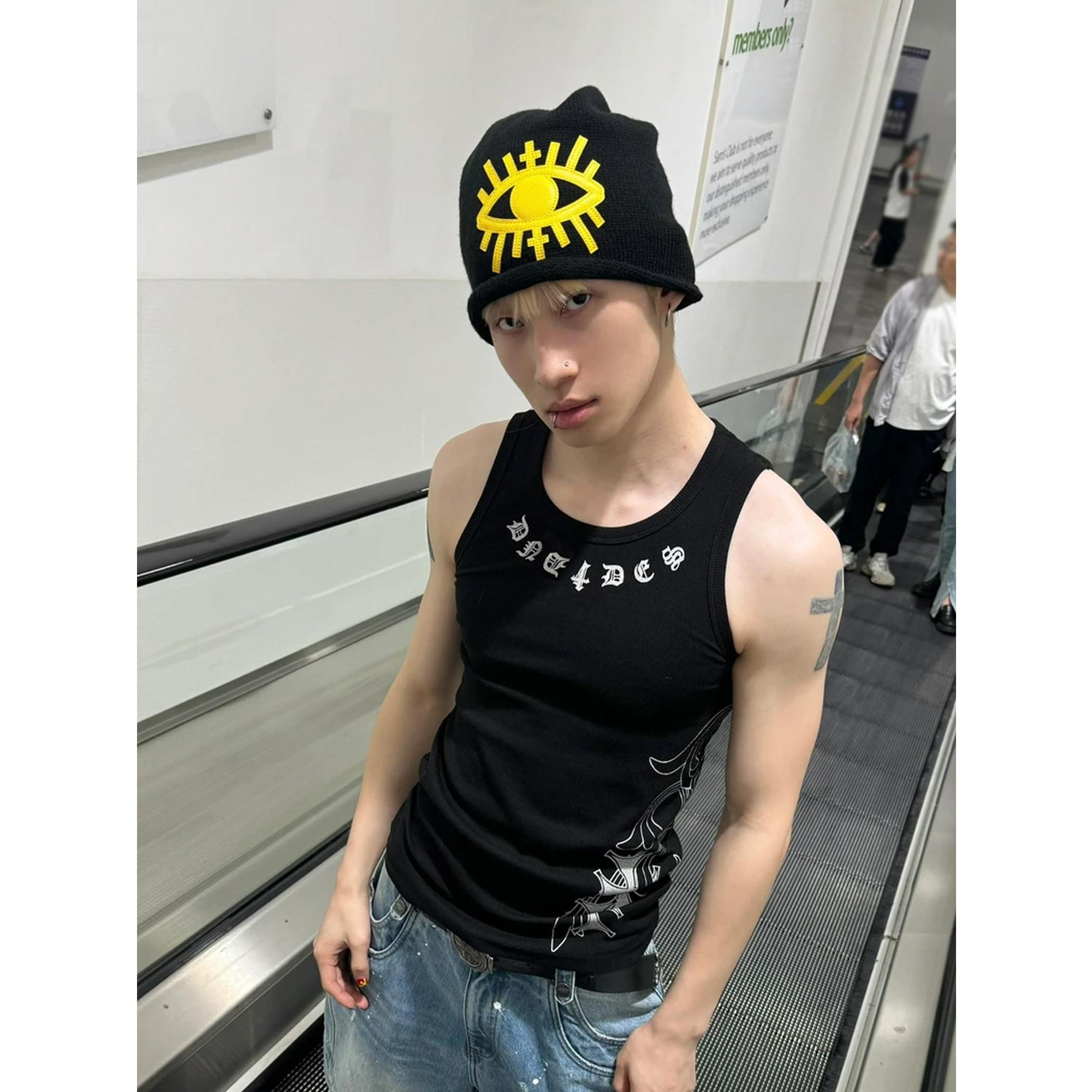 美式街头嘻哈紧身忍冬纹十字架印花罗纹背心男夏季运动无袖汗背心