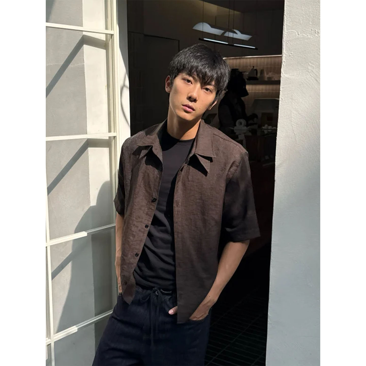 老钱风棕色肌理感双领短袖衬衫男夏季褶皱宽松休闲轻薄透气衬衣潮