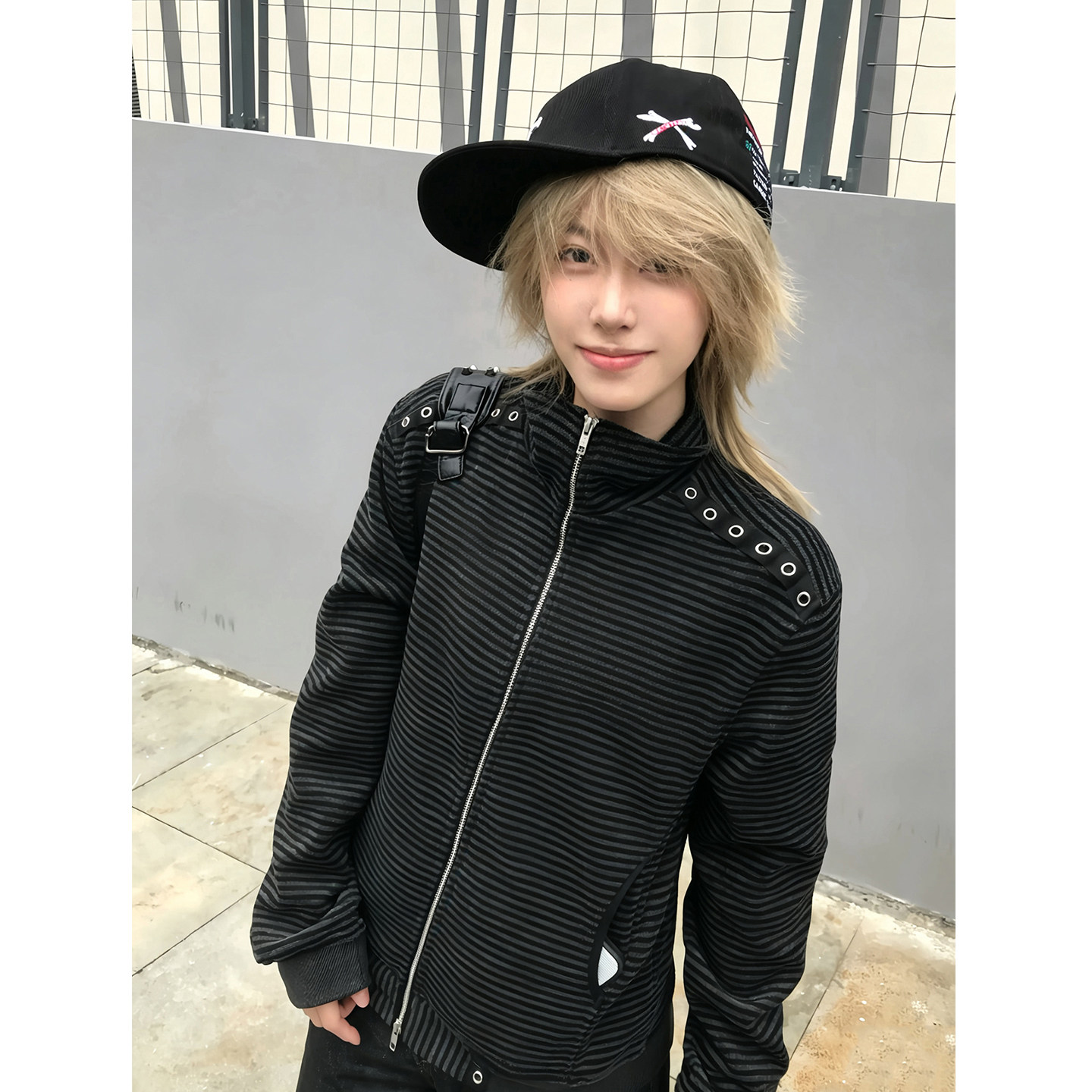 黑灰条纹织带气眼拼接立领朋克轻亚卫衣外套男女秋季街头短款上衣