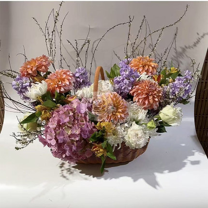 清明节手提花祭扫花篮祭奠祭祖上坟祭拜扫墓下葬北京同城鲜花速递