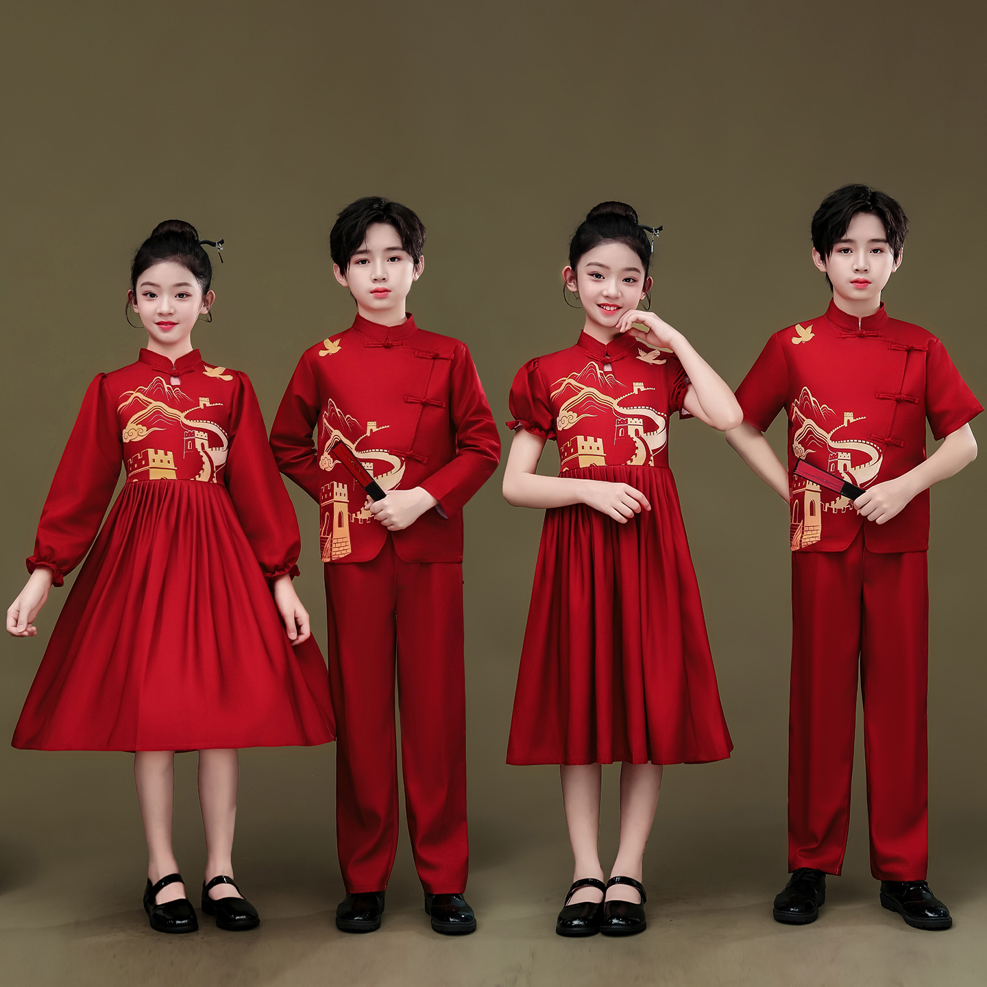 中国风红色爱国合唱团表演服朗诵