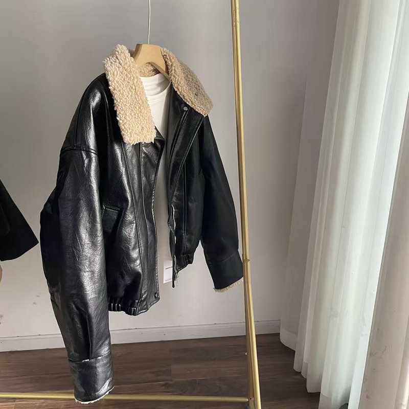 L1192翻领羊羔毛皮衣 皮毛一体外套夹克 飞行服女2025冬