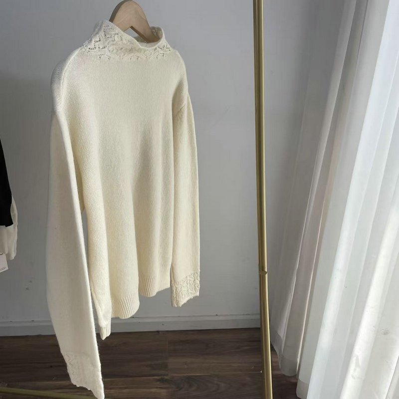 KL037温柔大方领子钩花毛衣 打底衫高领羊毛衫女2025冬