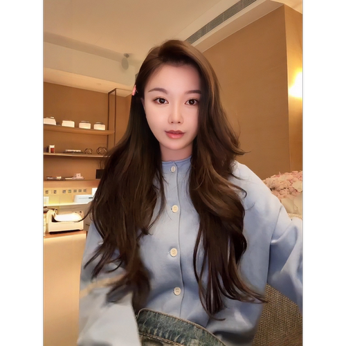 COCO ZONE 刘 一一26早秋“蔚蓝” 圆领单排扣高级感蓝色长袖毛衣