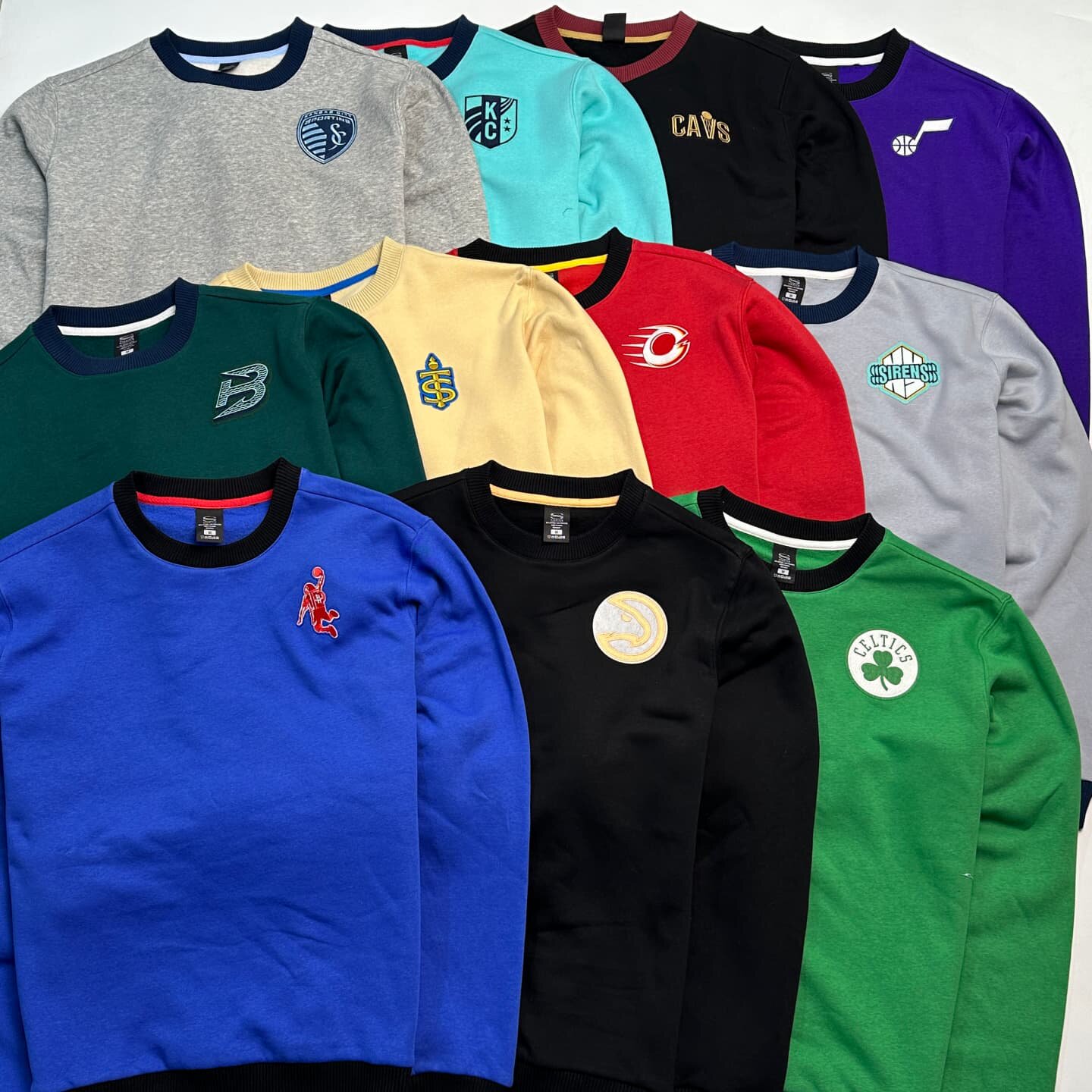 男士圆领加绒卫衣宽松大板版型