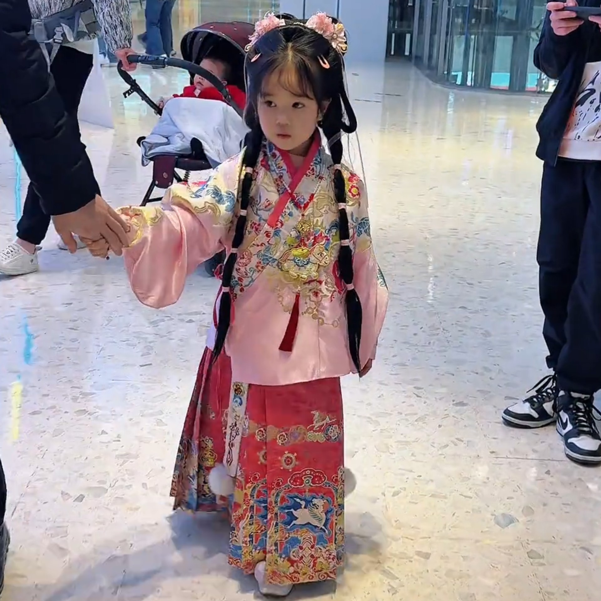 女童汉服马面裙织梦为马明制2026儿童过年服套装加绒加厚冬拜年服