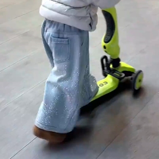 女童潮流加绒加厚满钻爆闪牛仔裤2026秋冬新款中小童长裤韩版男童