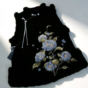 新中式马甲汉服女秋冬款加厚国风重工刺绣背心夹棉外套复古棉背心