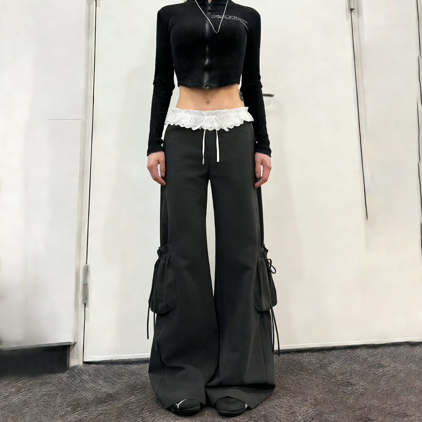 H家欧美女装 甜酷辣妹蕾丝花边抽绳袋低腰工装裤女跳舞宽松阔腿裤