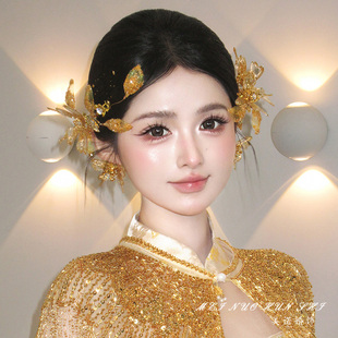 新娘轻奢金色蝴蝶边夹新中式大气百搭古典龙凤褂秀禾盘发造型头饰