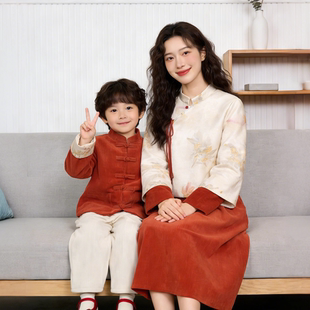 新中式亲子装2026新年国风拜年服套装一家四口古风汉服加绒母女装