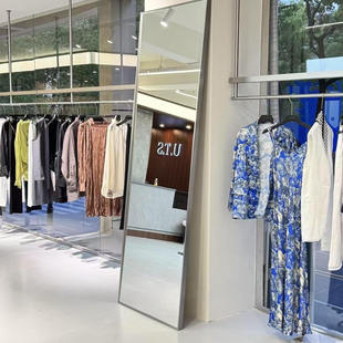 服装店试衣镜显瘦美颜超白全身镜壁挂式不锈钢镜子落地大镜穿衣镜