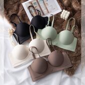 圆圆杯外扩型内衣女小胸聚拢显大胸罩无痕半杯无肩带防滑厚款 文胸