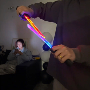 对插发光双刃光剑玩具发光对插刀新款男孩玩具伸缩刀剑死侍武士