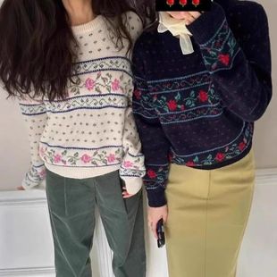 2025秋冬新款复古花朵圆领毛衣女祖母风费尔岛针织衫保暖毛线衣