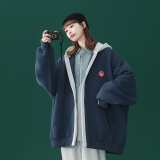 藏青色