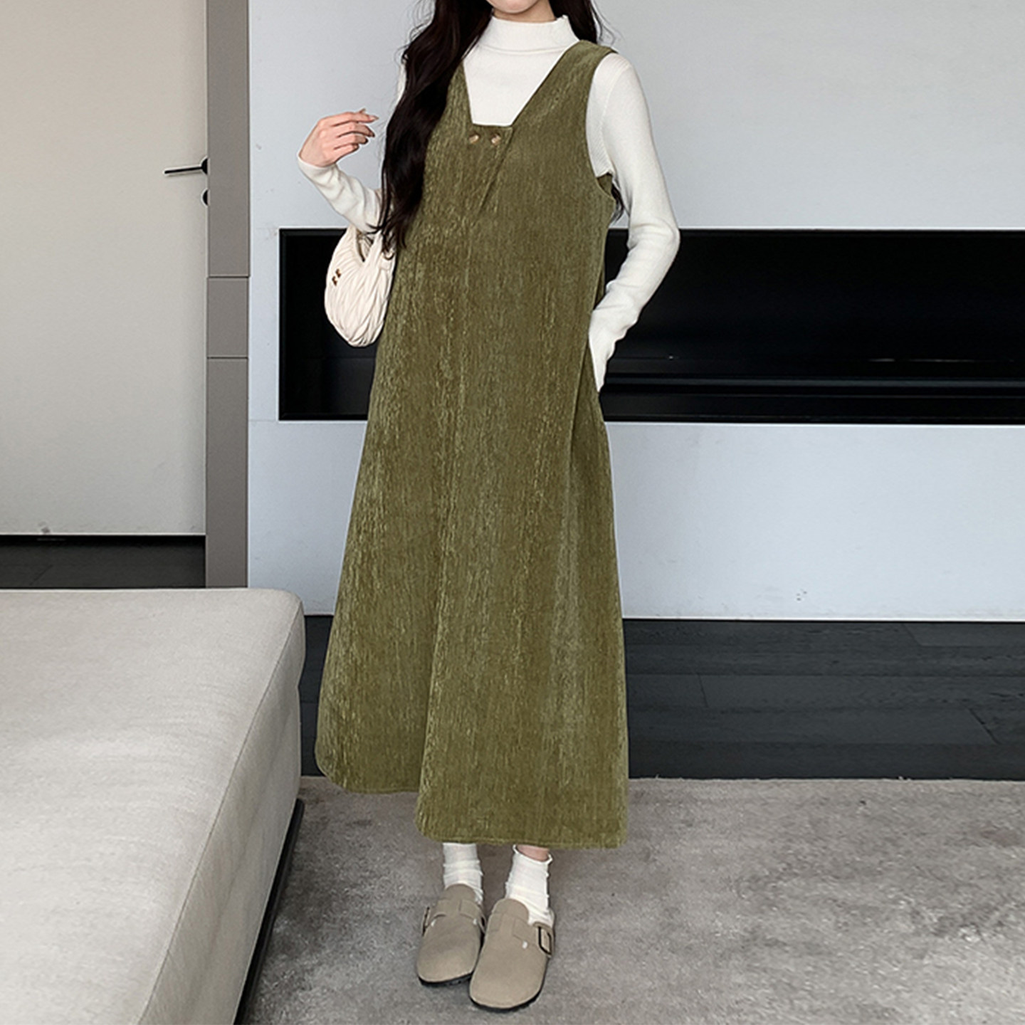 孕妇装背心裙套装早春新款前后两穿时尚百搭背心裙+打底衫两件套