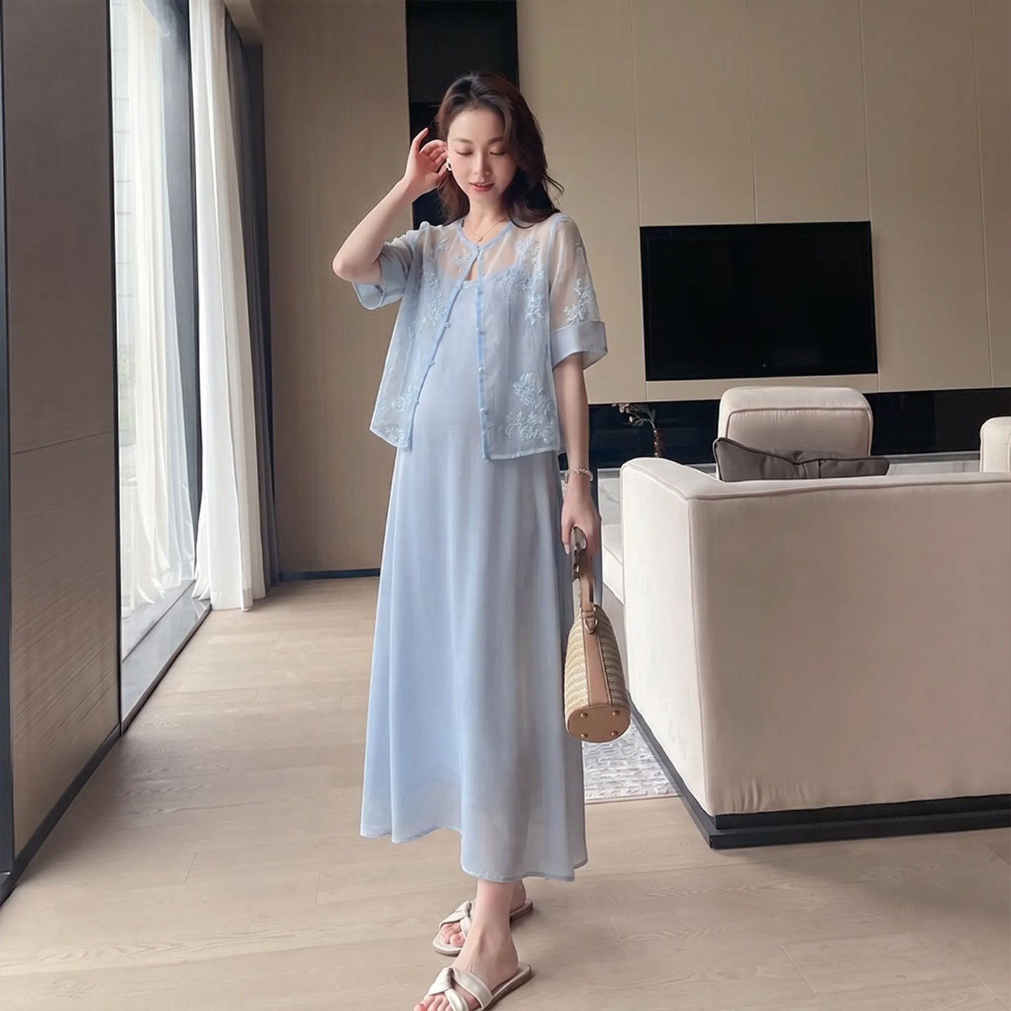 孕妇装蕾丝上衣吊带连衣裙套装春夏新款缎面亲肤新中式优雅两件套