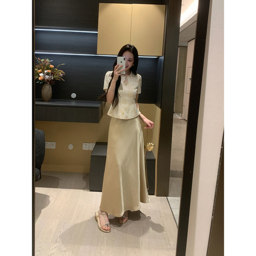 XINYI【鎏金旧梦】夏季梅花金刺绣小衫+缎面半身裙显瘦贵气套装女