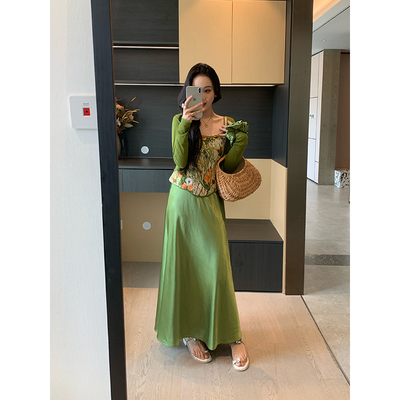XINYI【绿意盎然】夏季提花肌理吊带+缎面半裙显瘦套装X625A05611
