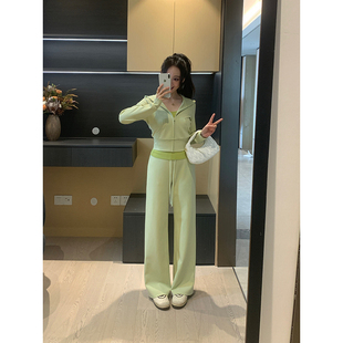 显瘦套装 XINYI 女X626A02477 长裤 空气层连帽外套 肯豆假日 春季