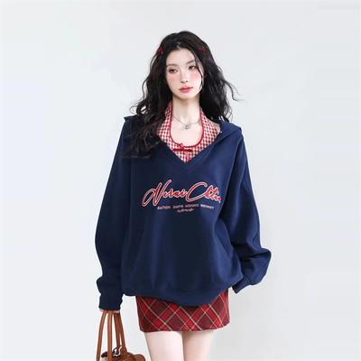 藏青色挂脖V领连帽卫衣