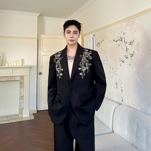 秋季高级感轻奢立体绣花重工亮片休闲西服外套男痞帅演出西装潮流