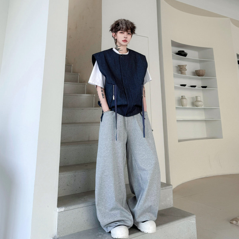 2026夏装复古条纹织带装饰马甲套装男设计感搭配阔腿卫裤两件套潮