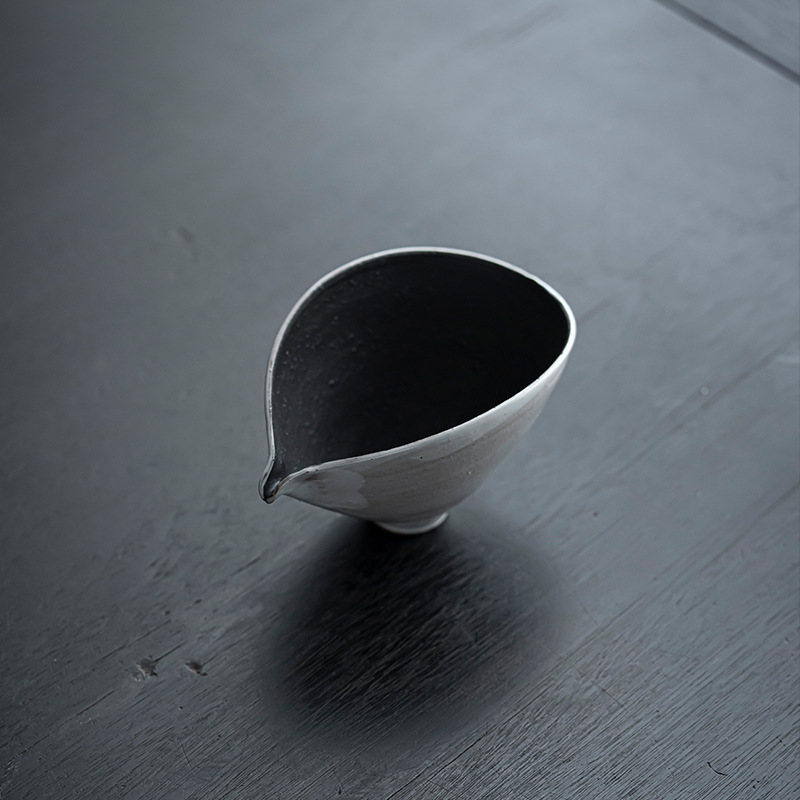 日式手作粉引公道杯 陶瓷公杯茶海分茶器匀杯功夫茶具茶杯