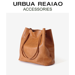 大容量真皮水桶包女2025新款复古通勤托特包植鞣头层牛皮单肩大包