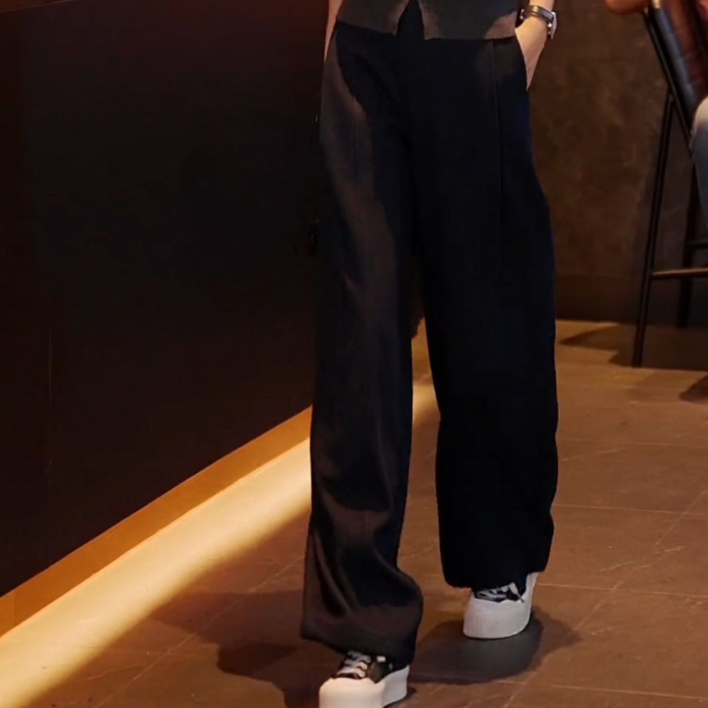 百搭显瘦加厚保暖毛呢休闲裤子女